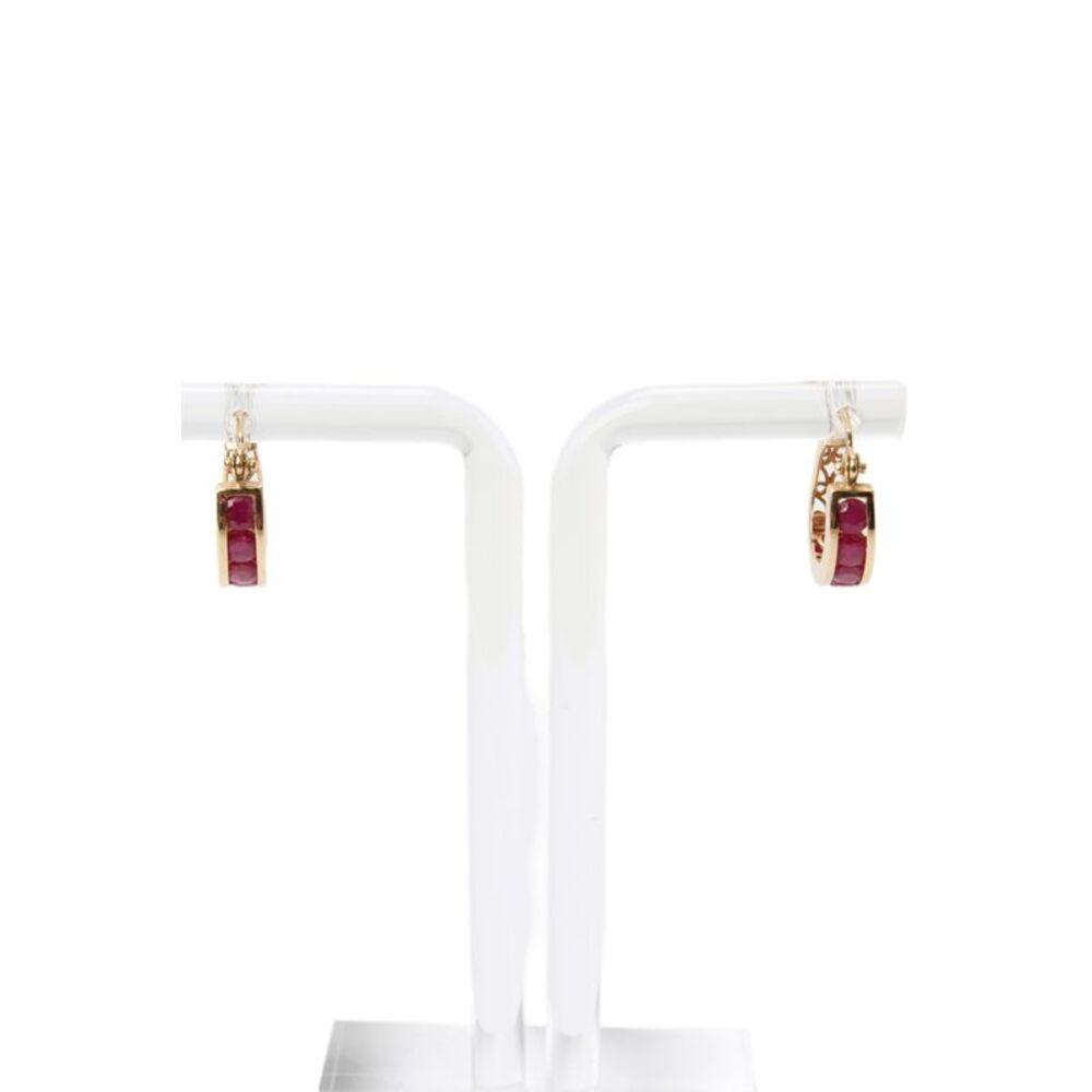 Designer Womens 14K Yellow Gold Ruby Channel Set Huggie Earrings 2.5g